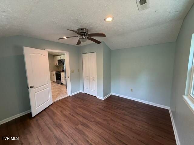 623 East 6th Avenue, Big Stone Gap, VA 24219