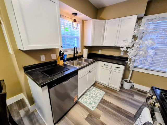 134 W Alcott Street, Kalamazoo, MI 49001