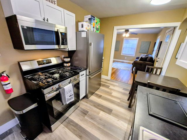 134 W Alcott Street, Kalamazoo, MI 49001
