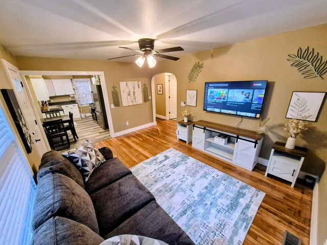 134 W Alcott Street, Kalamazoo, MI 49001