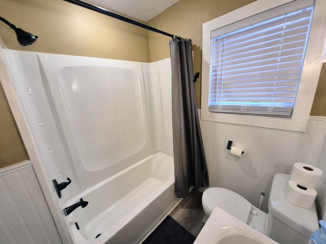 134 W Alcott Street, Kalamazoo, MI 49001