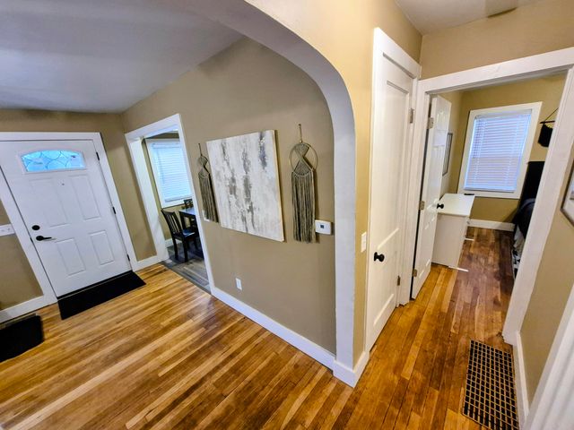134 W Alcott Street, Kalamazoo, MI 49001