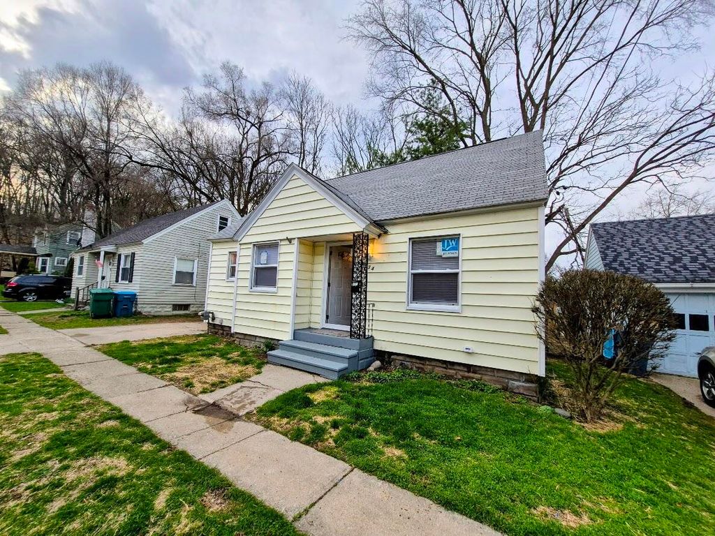 134 W Alcott Street, Kalamazoo, MI 49001