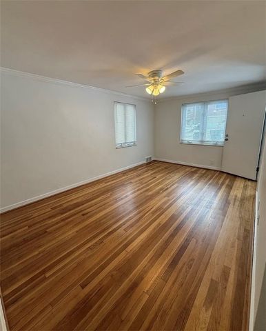 244 Frankfort Ave 1, West View, PA 15229