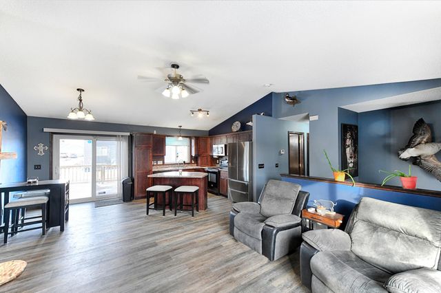 122 Dogwood Street NE, Lonsdale, MN 55046