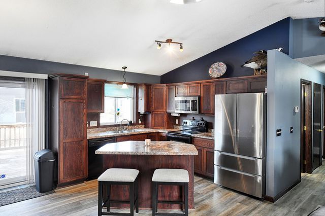 122 Dogwood Street NE, Lonsdale, MN 55046