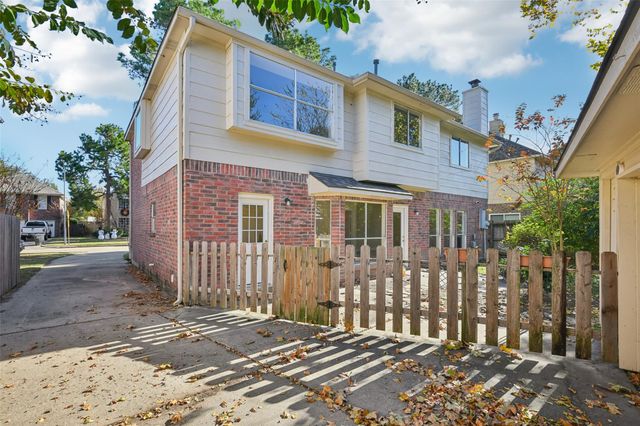 7911 Millbrook Drive, Houston, TX 77095