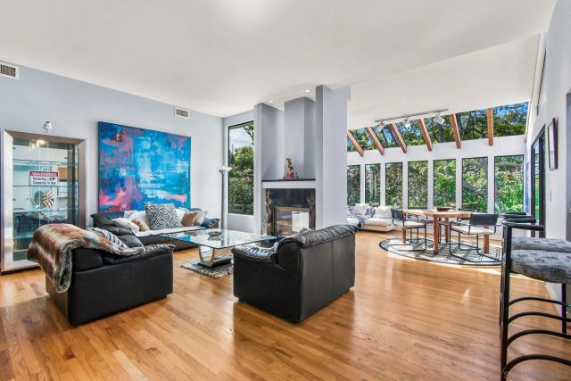 5912 La Jolla Blvd, La Jolla, CA 92037