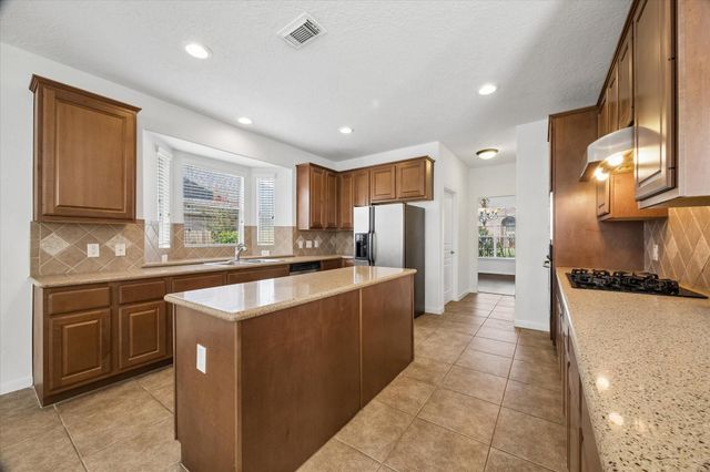 2181 Brittany Colony Drive, League City, TX 77573