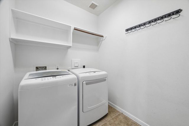 2181 Brittany Colony Drive, League City, TX 77573