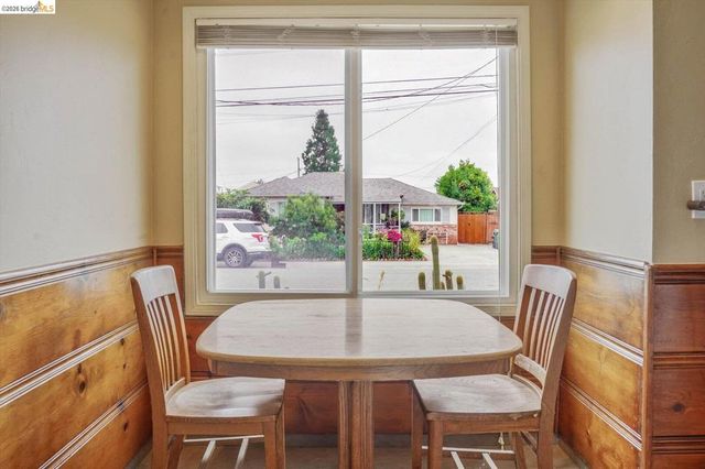 4050 Somerset AVE, Castro Valley, CA 94546