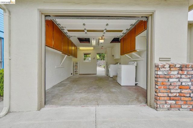 4050 Somerset AVE, Castro Valley, CA 94546