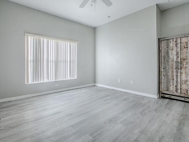 1321 KELLOGG DRIVE, Tavares, FL 32778