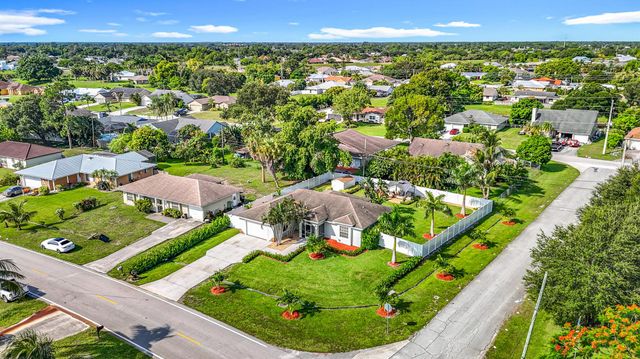 2602 SW Cameo Boulevard, Port St Lucie, FL 34953