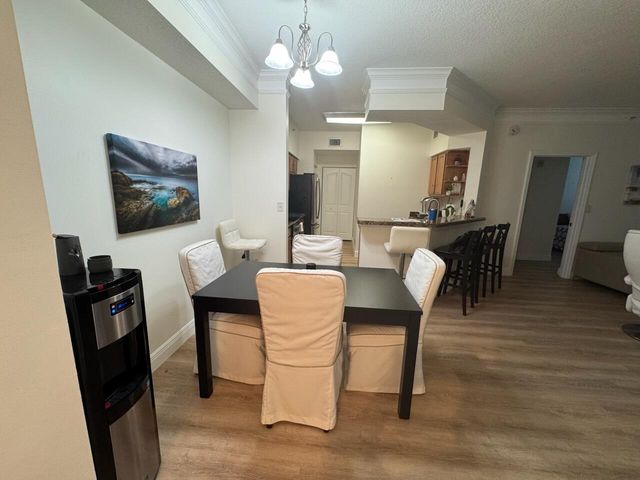 9873 Baywinds Boulevard 5203, West Palm Beach, FL 33411