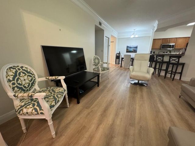9873 Baywinds Boulevard 5203, West Palm Beach, FL 33411