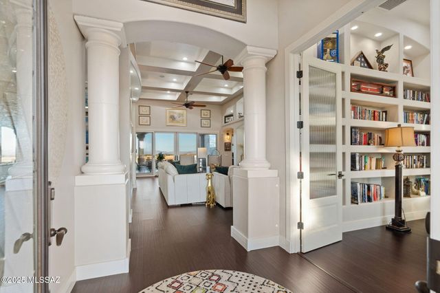 1966 N Tahoe Pass, Huachuca City, AZ 85616