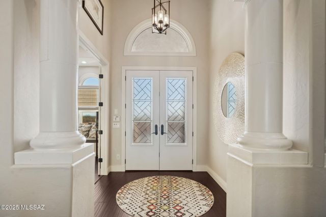 1966 N Tahoe Pass, Huachuca City, AZ 85616