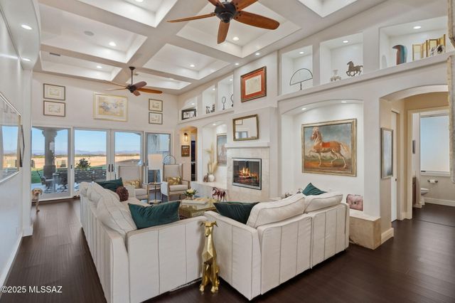 1966 N Tahoe Pass, Huachuca City, AZ 85616