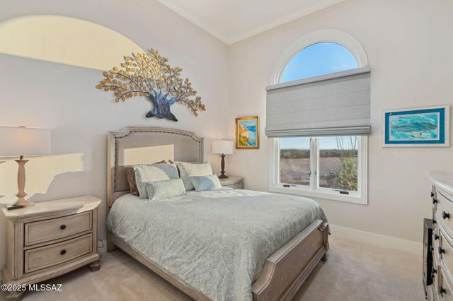 1966 N Tahoe Pass, Huachuca City, AZ 85616