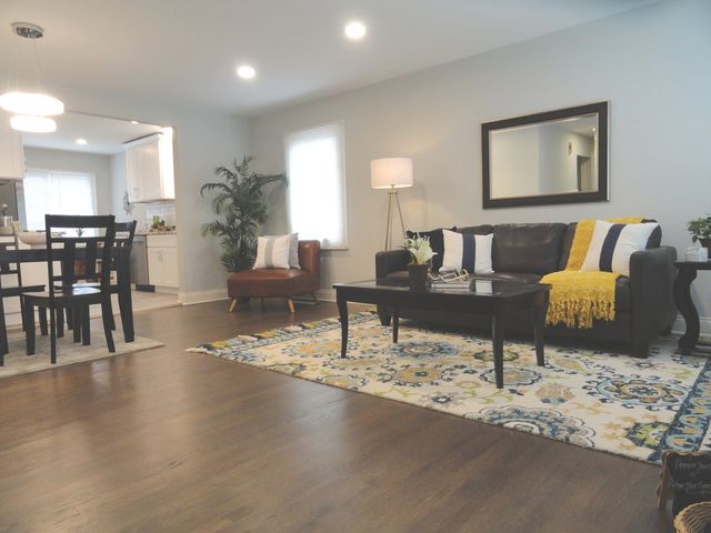 3136 Cuyler Avenue, Berwyn, IL 60402