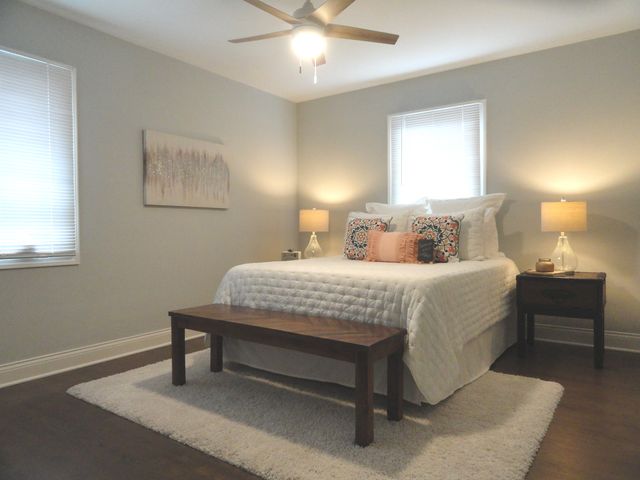 3136 Cuyler Avenue, Berwyn, IL 60402