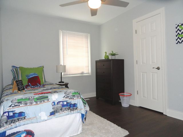 3136 Cuyler Avenue, Berwyn, IL 60402