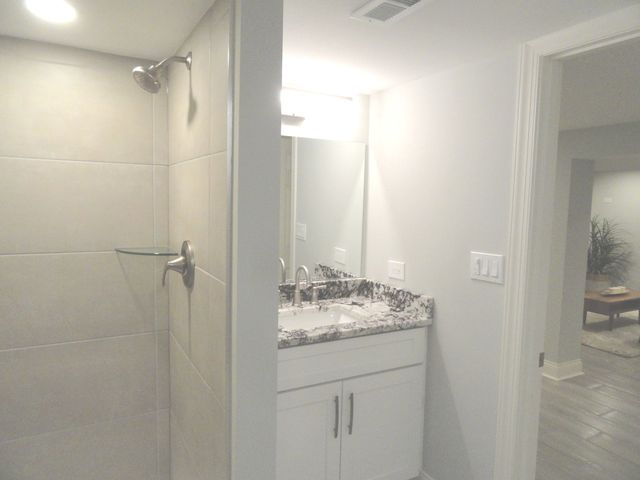 3136 Cuyler Avenue, Berwyn, IL 60402