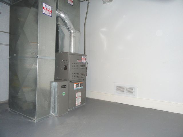 3136 Cuyler Avenue, Berwyn, IL 60402