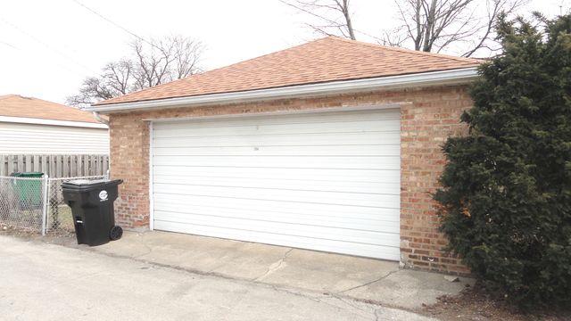 3136 Cuyler Avenue, Berwyn, IL 60402