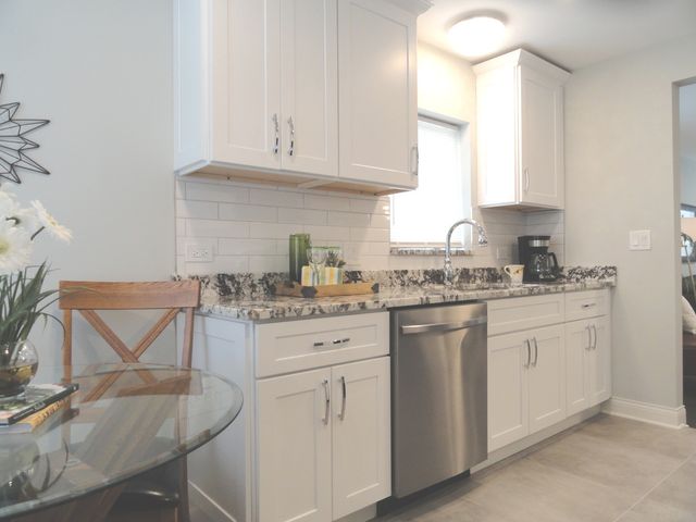 3136 Cuyler Avenue, Berwyn, IL 60402