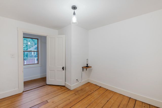 1276 County Road, Cataumet, MA 02534