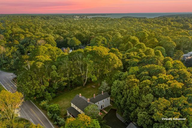 1276 County Road, Cataumet, MA 02534