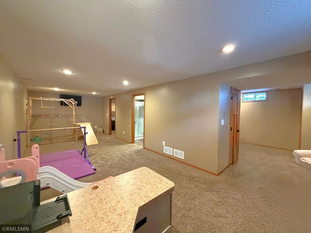 521 4th Avenue SW, Lonsdale, MN 55046