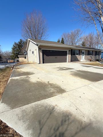 521 4th Avenue SW, Lonsdale, MN 55046