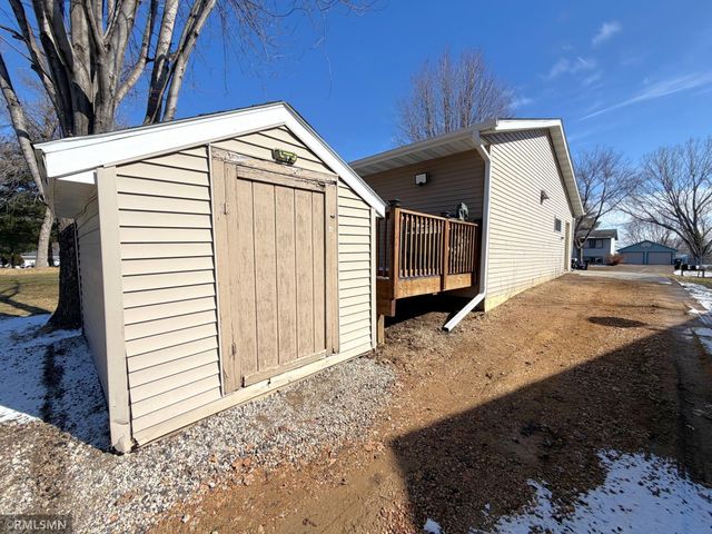 521 4th Avenue SW, Lonsdale, MN 55046