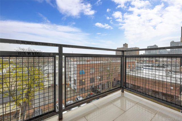 172-18 Jamaica Avenue 3D, Jamaica, NY 11432