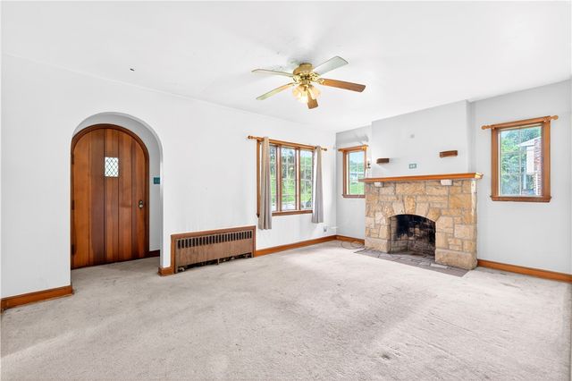 900 WASHINGTON ROAD, South Strabane, PA 15301
