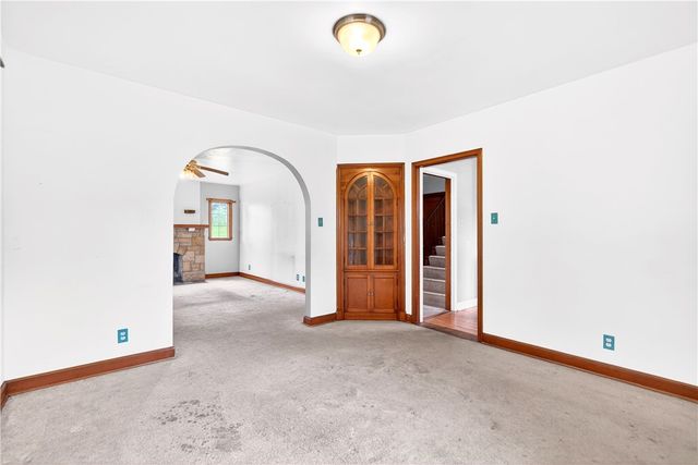 900 WASHINGTON ROAD, South Strabane, PA 15301
