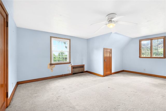 900 WASHINGTON ROAD, South Strabane, PA 15301