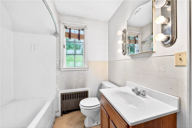 900 WASHINGTON ROAD, South Strabane, PA 15301
