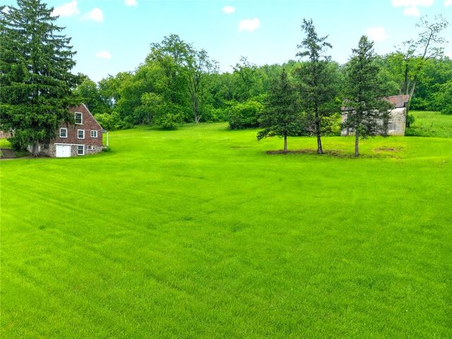 900 WASHINGTON ROAD, South Strabane, PA 15301