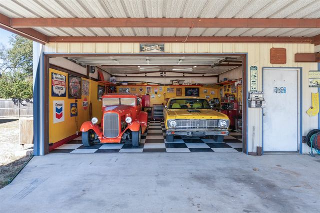 224 Autumn Wood Trail, Gun Barrel City, TX 75156