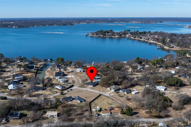 224 Autumn Wood Trail, Gun Barrel City, TX 75156