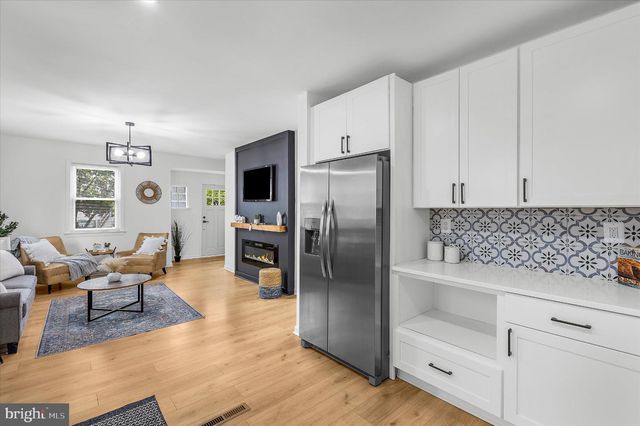 5505 ASHBOURNE RD, Arbutus, MD 21227