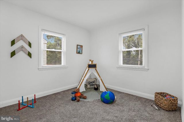 5505 ASHBOURNE RD, Arbutus, MD 21227