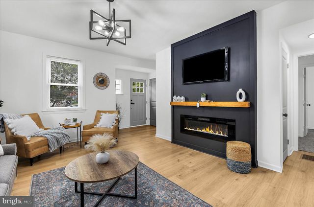 5505 ASHBOURNE RD, Arbutus, MD 21227