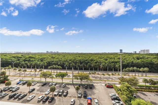 2841 NE 163rd St 1002, North Miami Beach, FL 33160