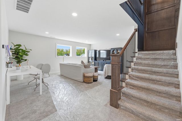 4242 Osiris Lane, Fort Wayne, IN 46825