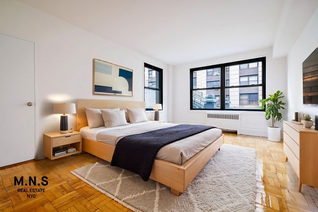 9834 63rd Dr Apt 1C, New York City, NY 11374